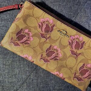 Authentic Coach Double Zip Wallet Wristlet Desert Tulip Floral Accent